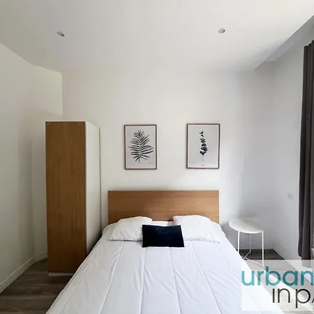 Urban Flat 186 - Spacious 3 Bedroom Flat In