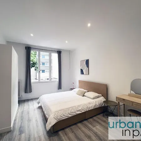 Urban Flat 186 - Spacious 3 Bedroom Flat In 아파트