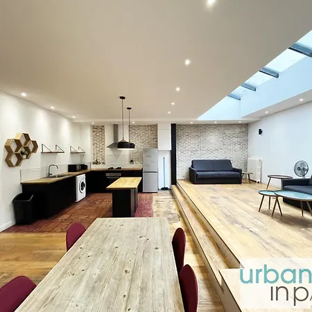 Urban Flat 186 - Spacious 3 Bedroom Flat In *